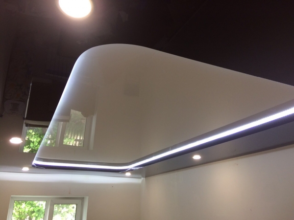 Закажите Натяжной потолок и получите 5 светильников в подарок!