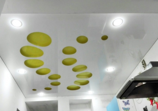 Резные / перфорированные натяжные потолки Apply